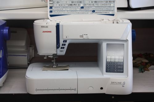 janome skyline S6