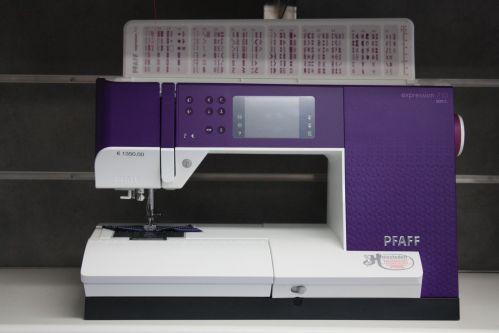 Pfaff  expression 710