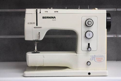 Bernina 830